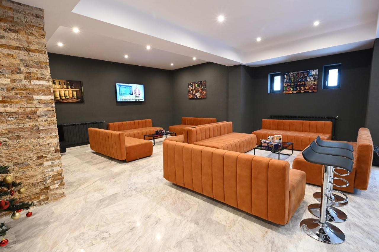 R&B Apartments Предял Экстерьер фото