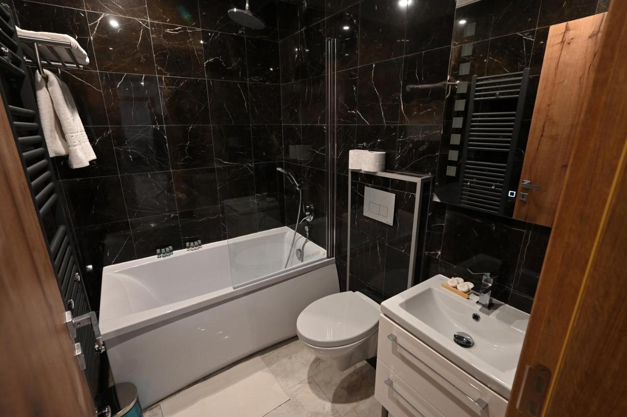 R&B Apartments Предял Экстерьер фото
