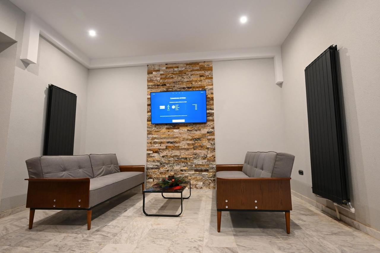 R&B Apartments Предял Экстерьер фото