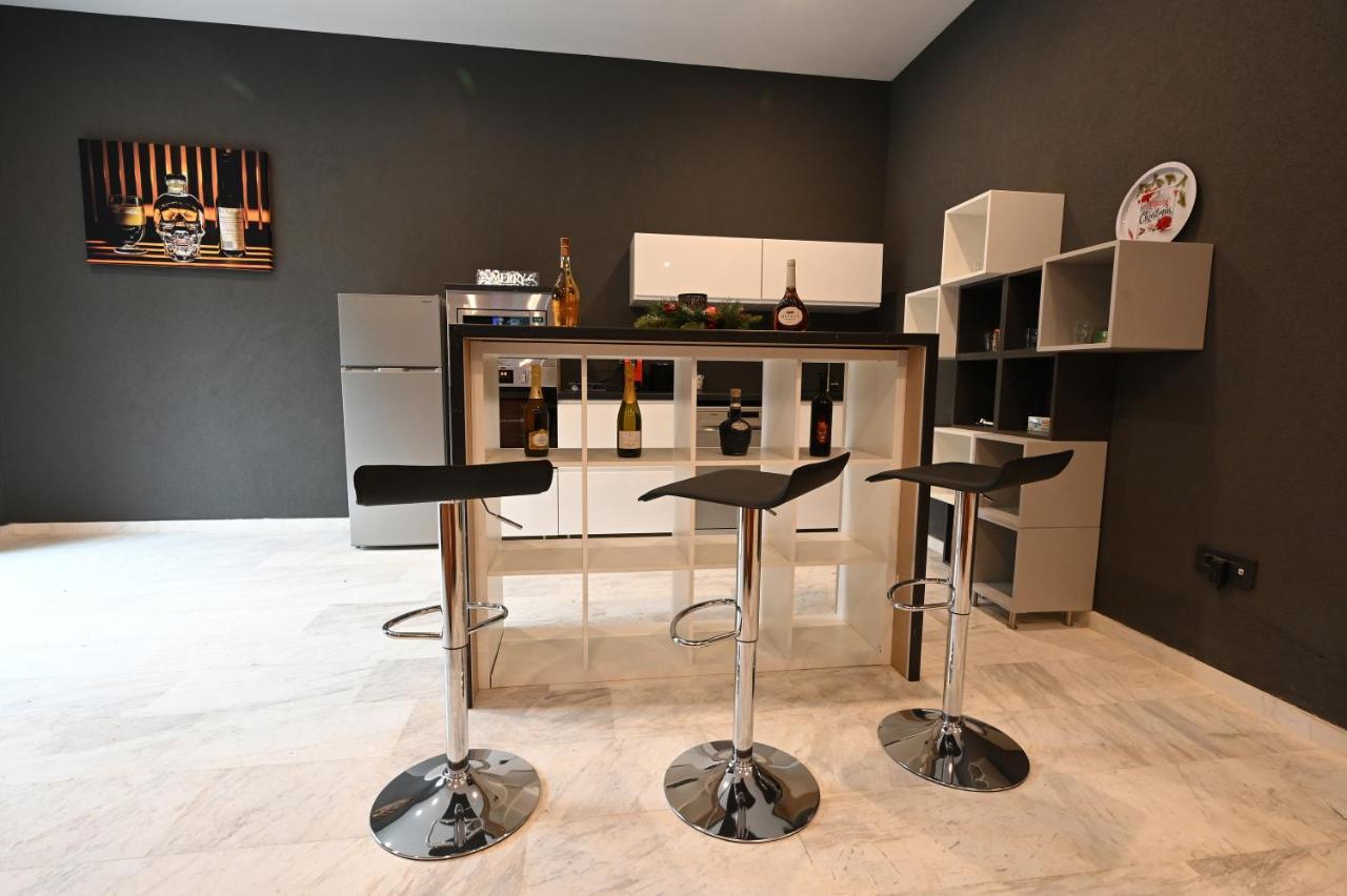 R&B Apartments Предял Экстерьер фото